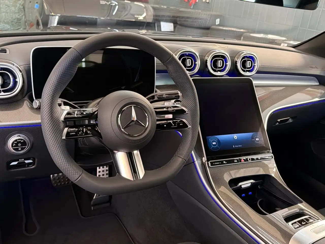 Mercedes-Benz CLE 200 9