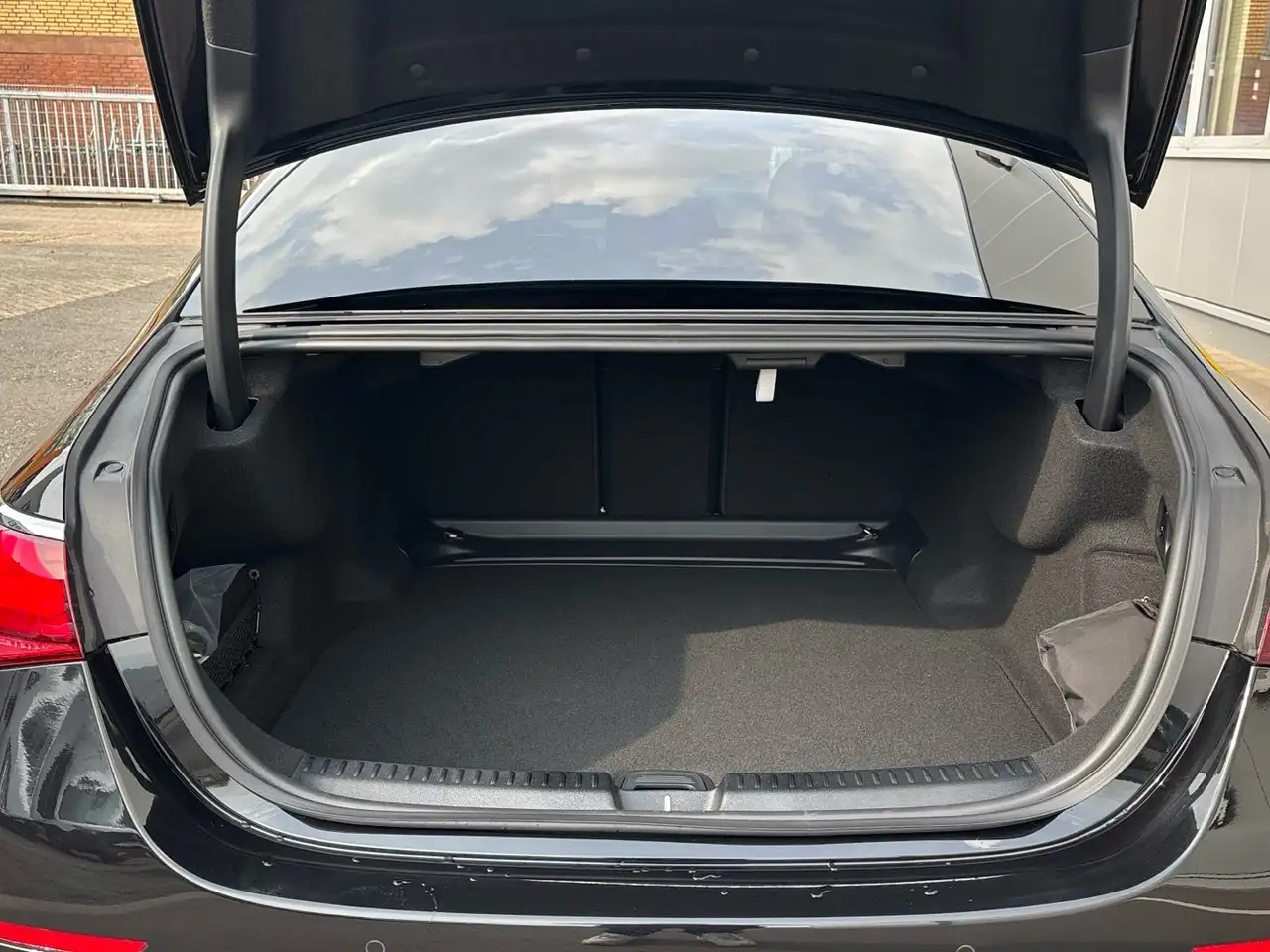 Mercedes-Benz E 220 16