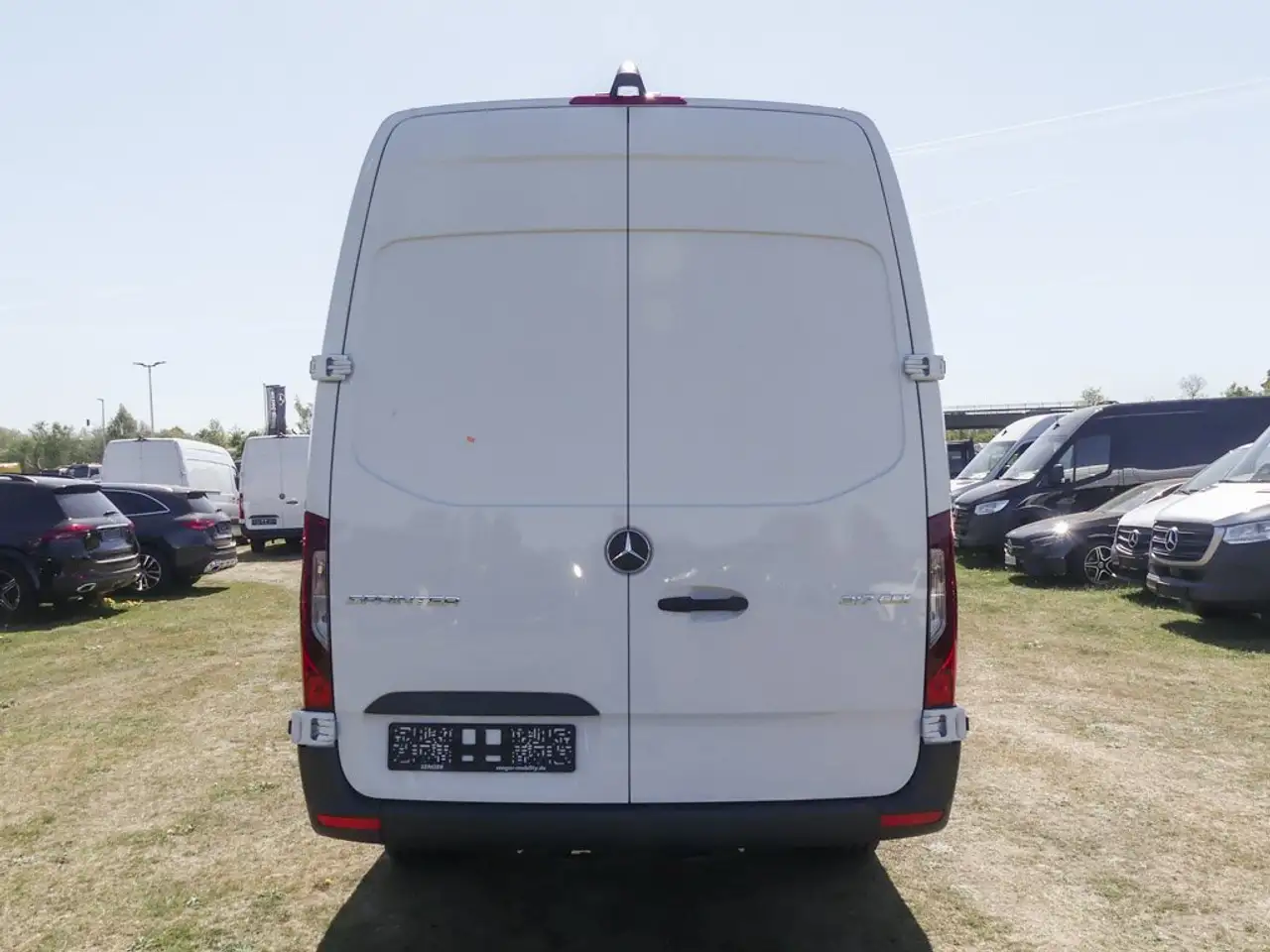 Mercedes-Benz Sprinter 317 5