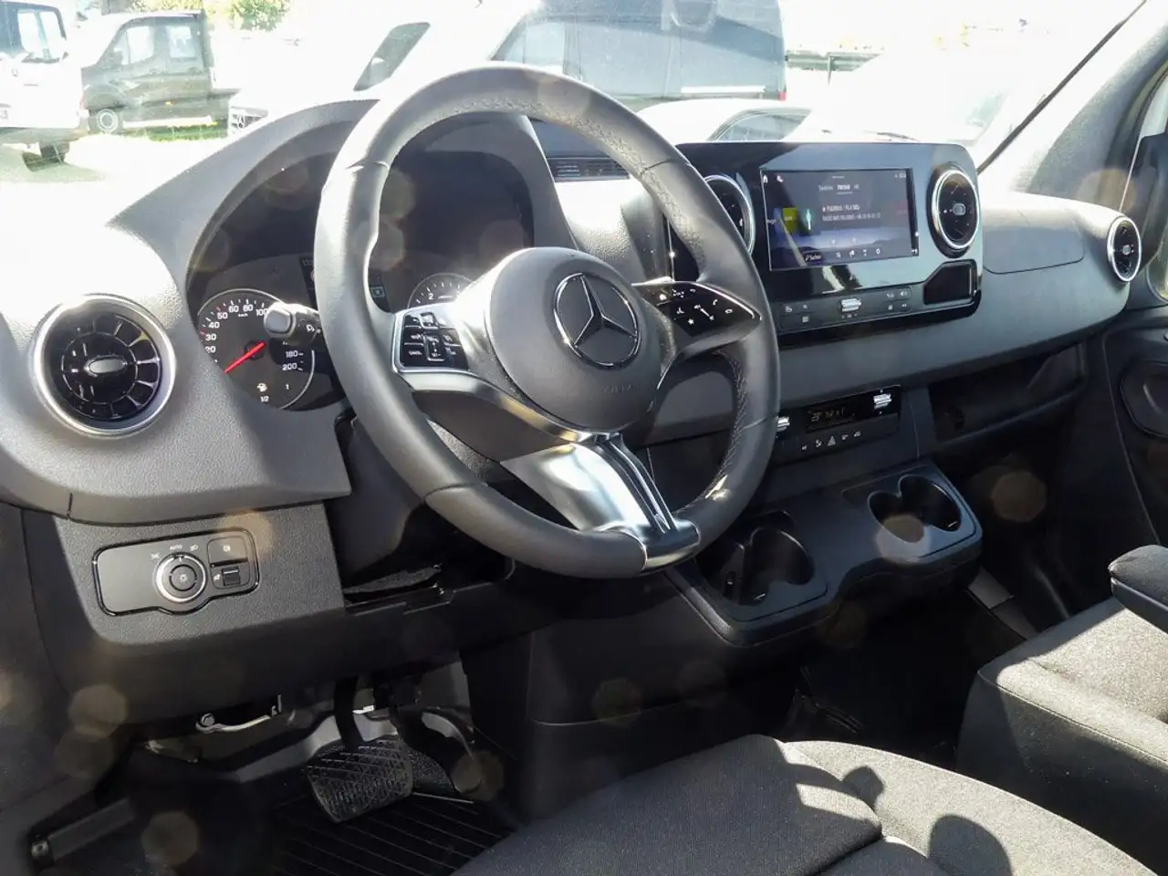 Mercedes-Benz Sprinter 317 9