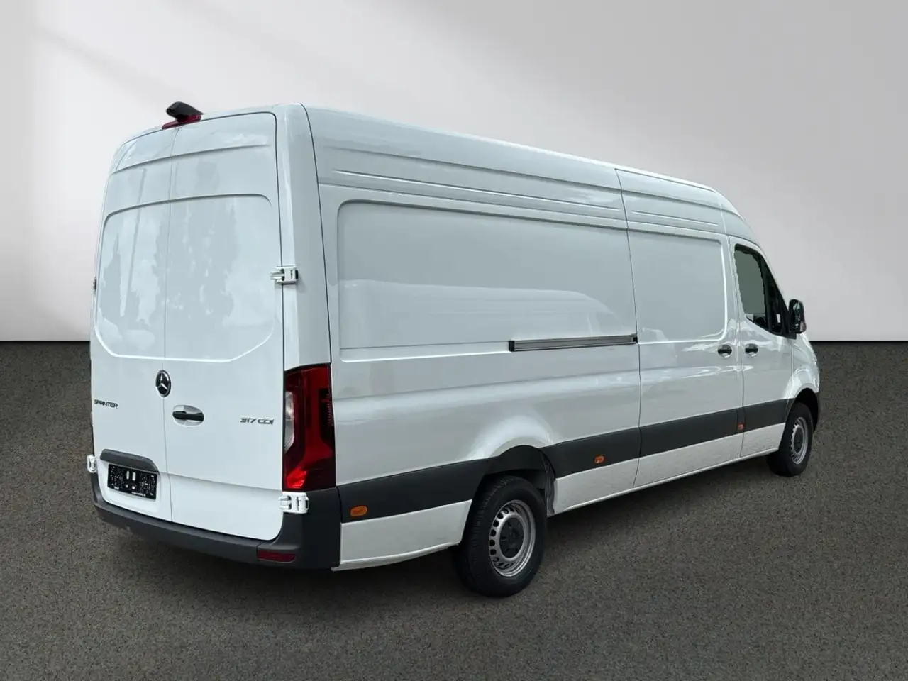 Mercedes-Benz Sprinter 317 4