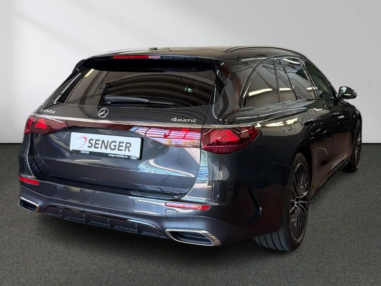 Mercedes-Benz E 450 4
