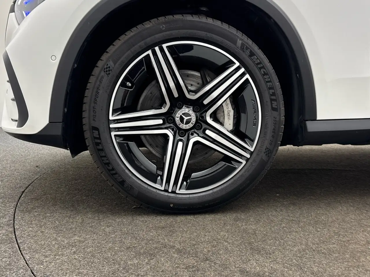 Mercedes-Benz GLC 220 8