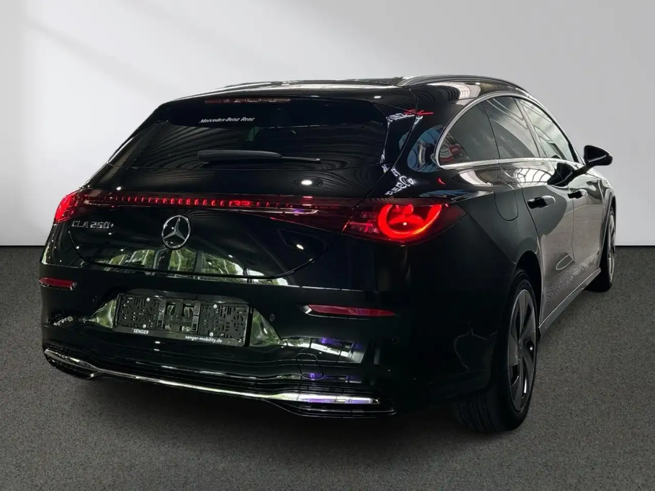 Mercedes-Benz CLA 250 4