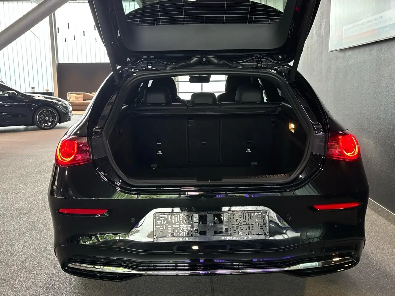 Mercedes-Benz CLA 250 16