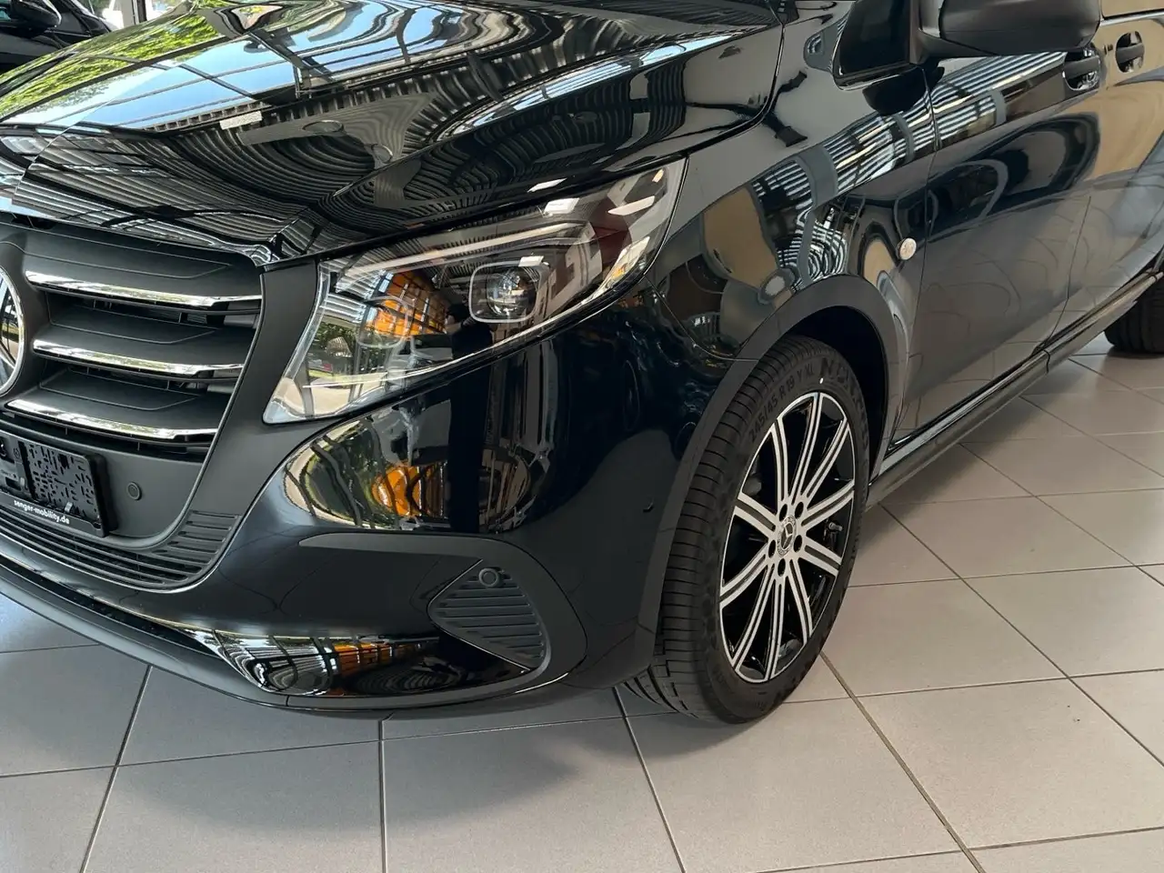 Mercedes-Benz Vito 119 7