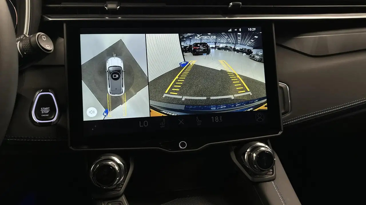 Lynk & Co 8