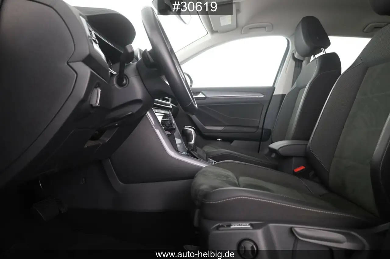 Volkswagen T-Roc 12