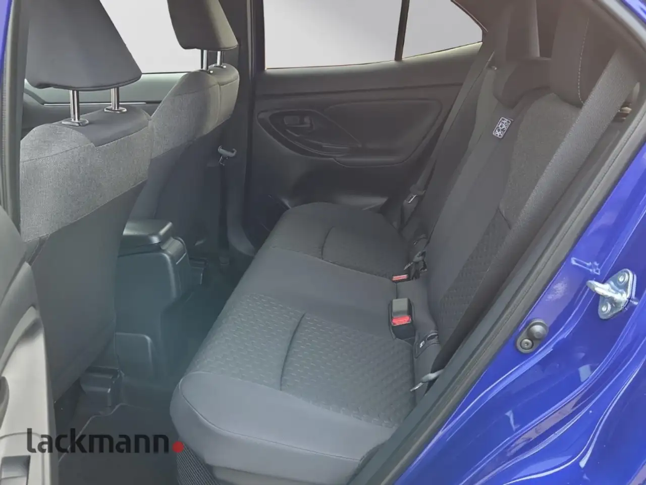 Toyota Yaris 9