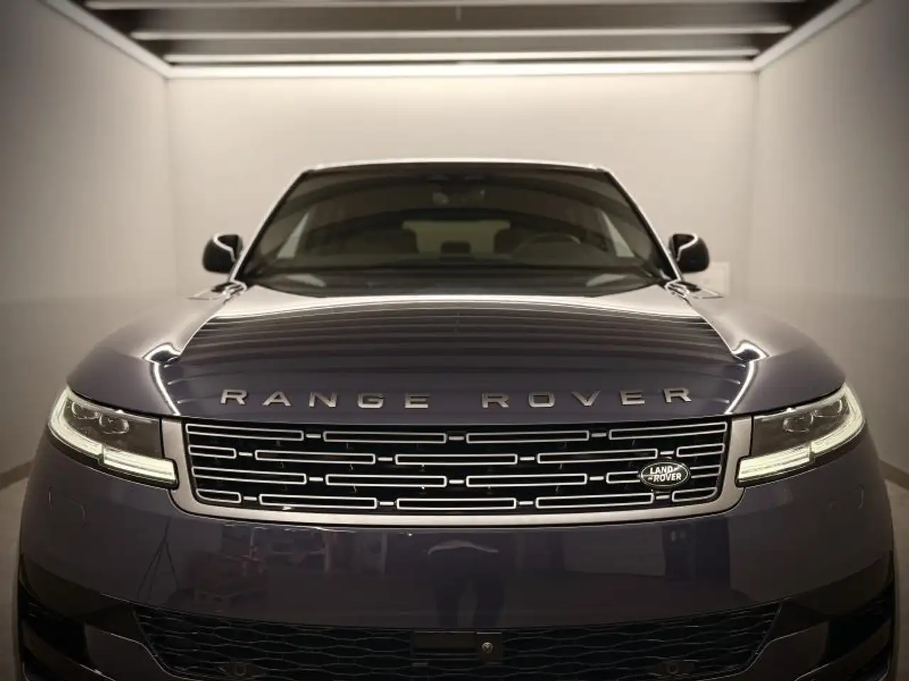 Land Rover Range Rover 11