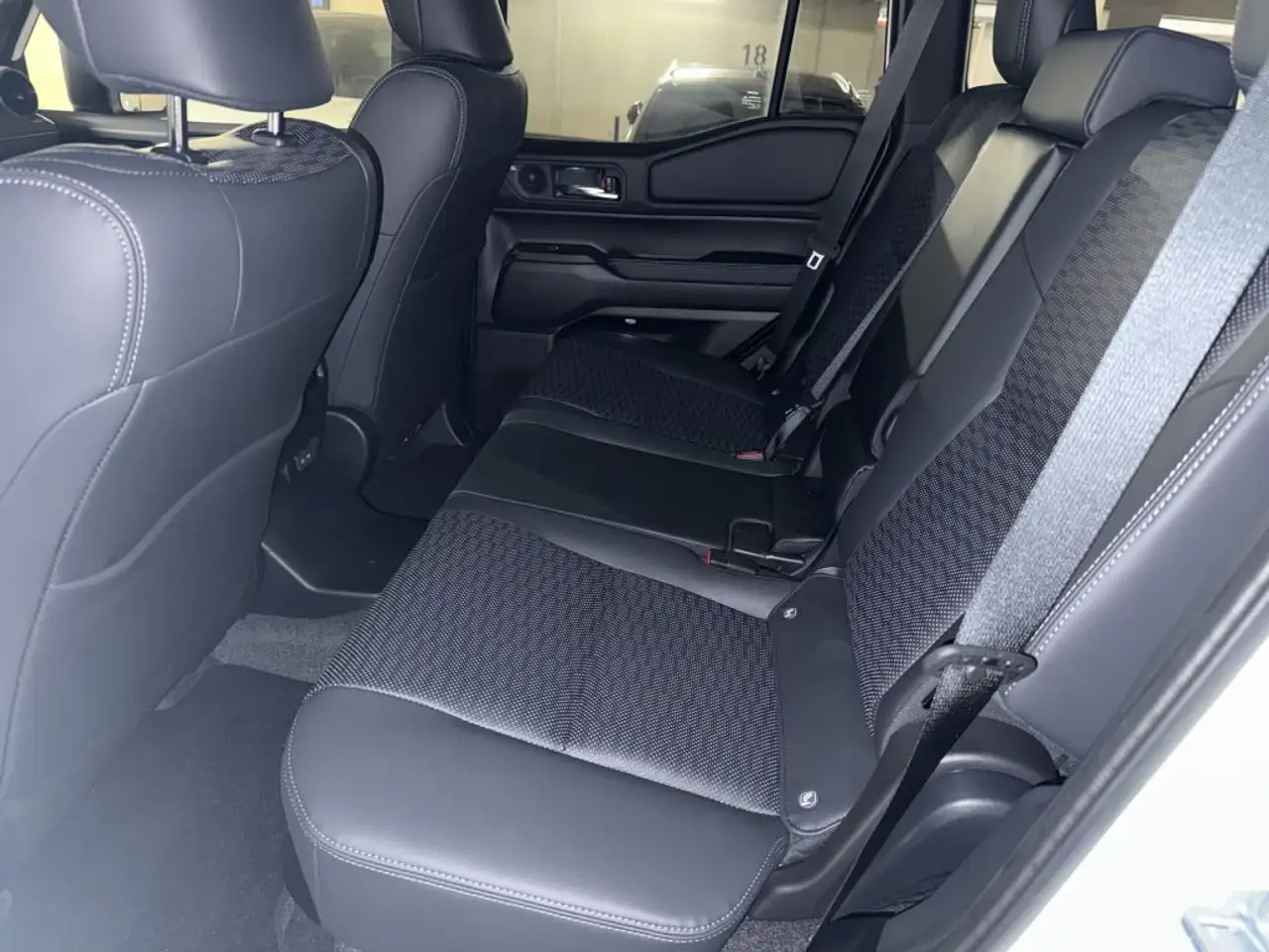 Toyota Land Cruiser 10