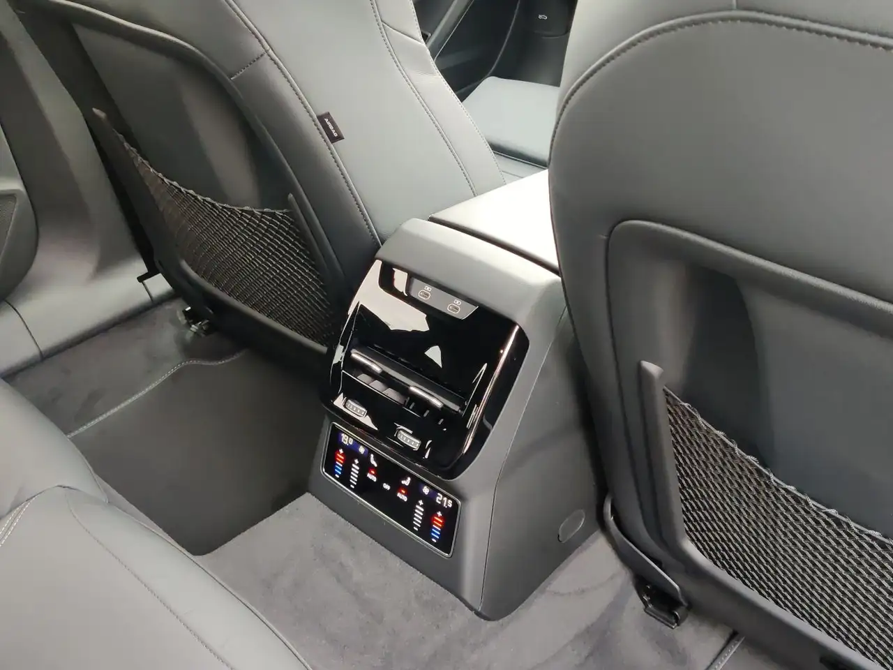 Audi A6 16