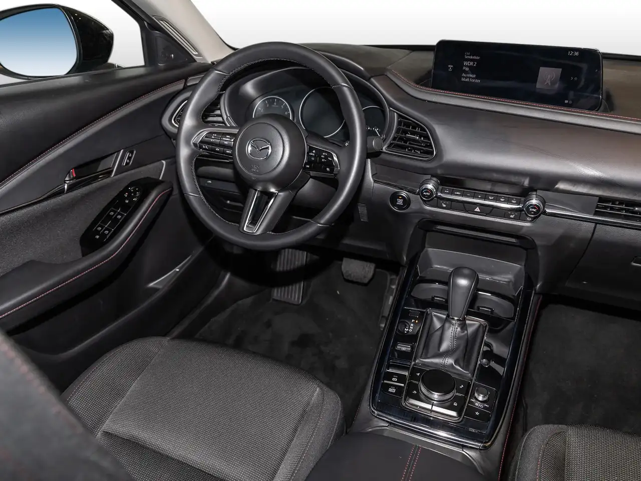 Mazda CX-30 4