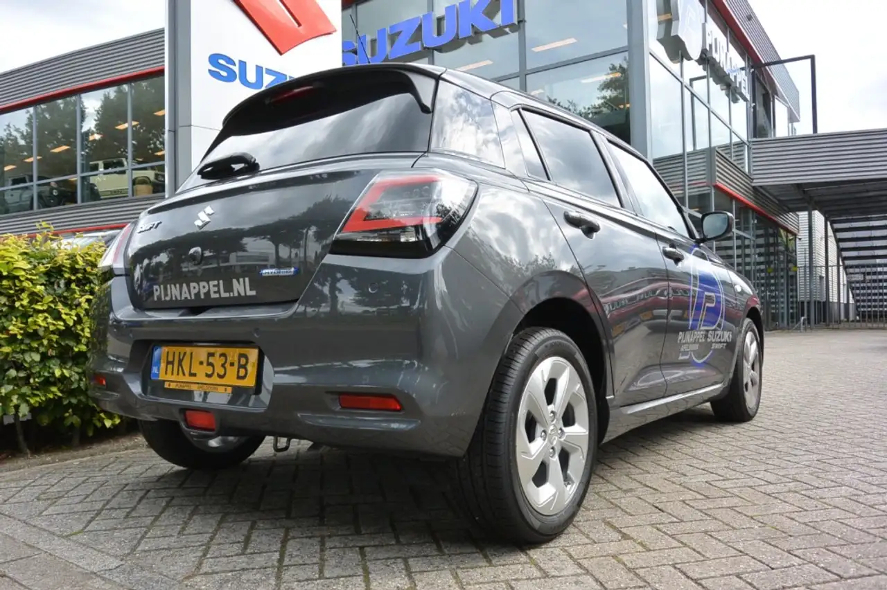 Suzuki Swift 8
