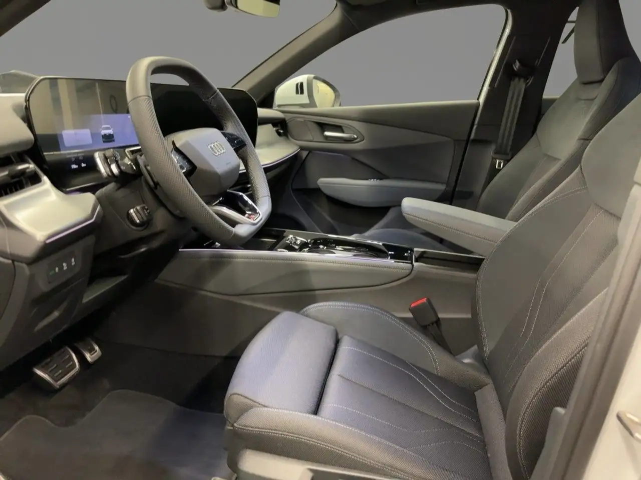 Audi Q3 10