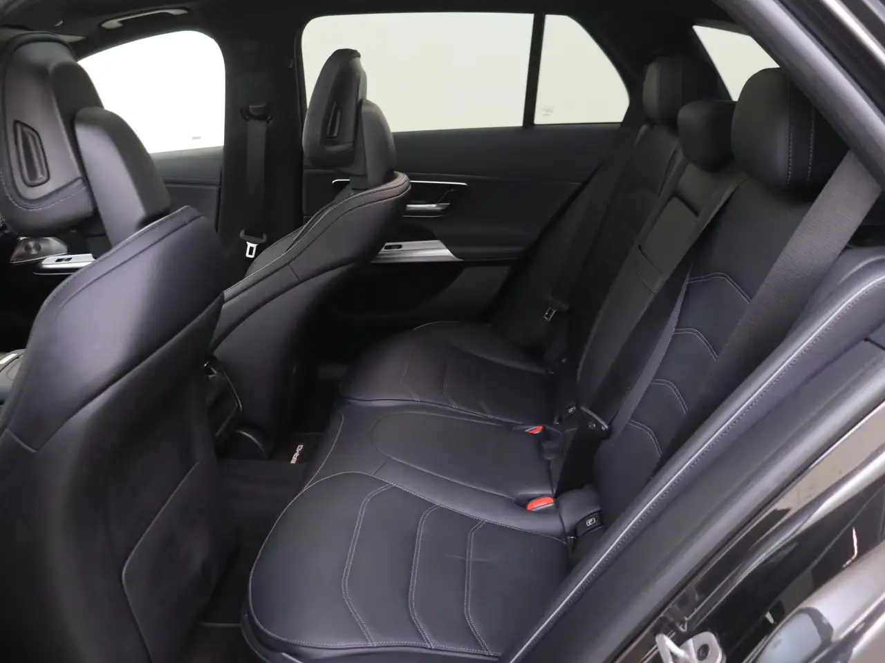 Mercedes-Benz E 300 12