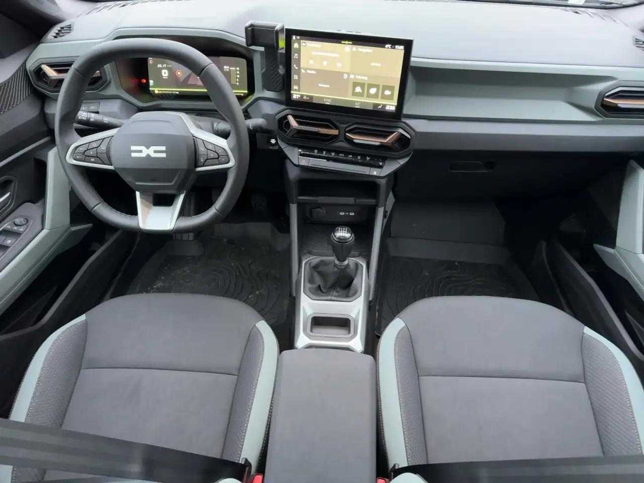 Dacia Bigster 8