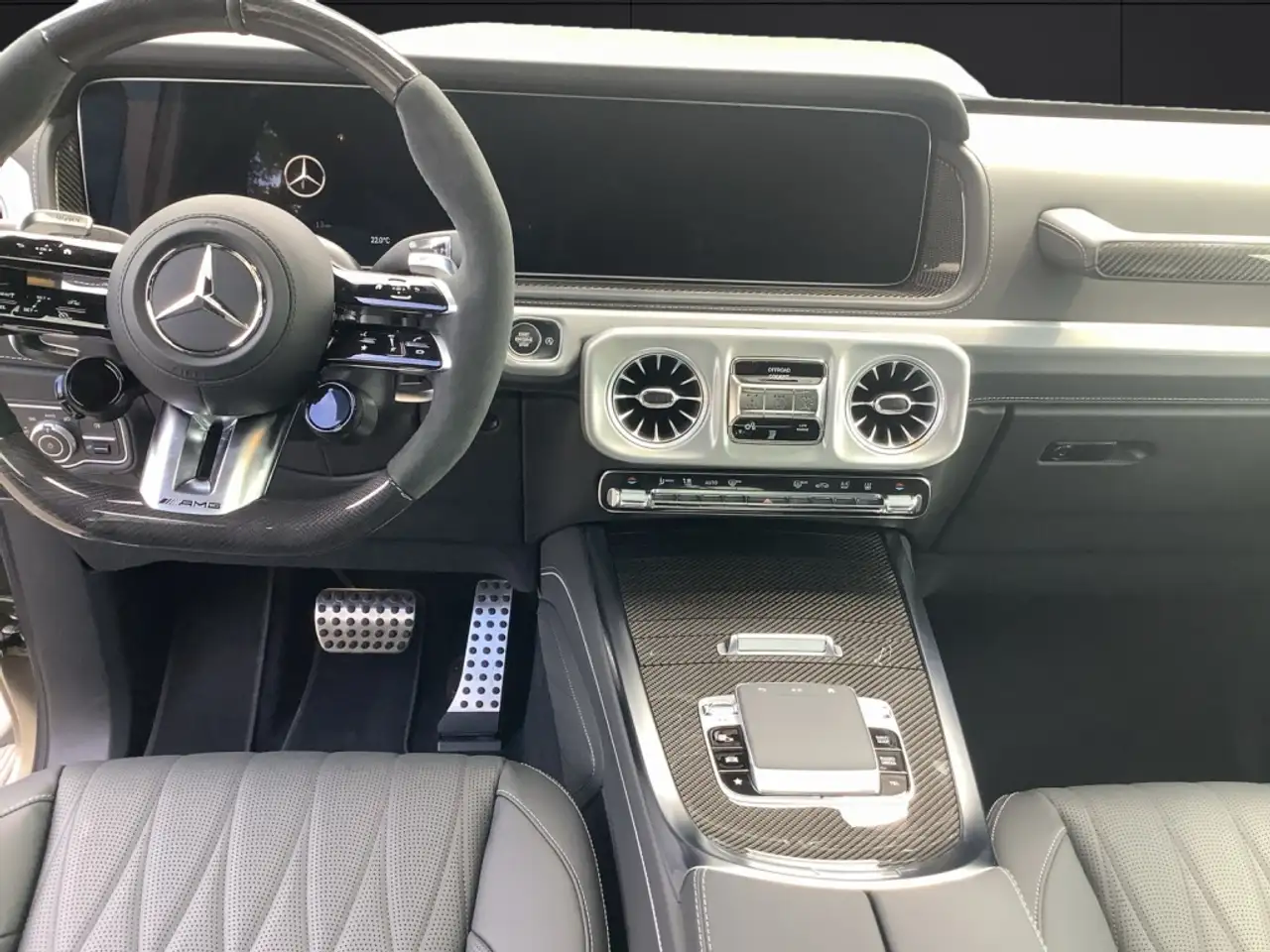 Mercedes-Benz G 63 12