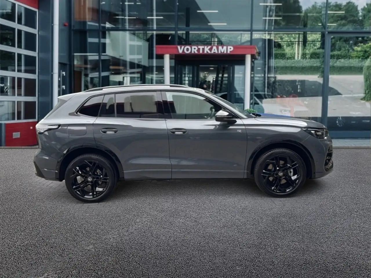 Volkswagen Tiguan 4