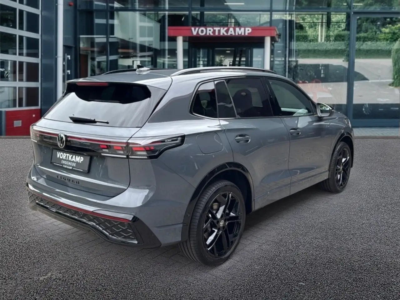 Volkswagen Tiguan 5