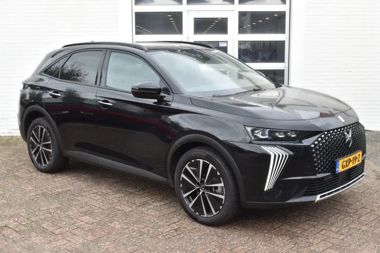 DS Automobiles DS 7 6