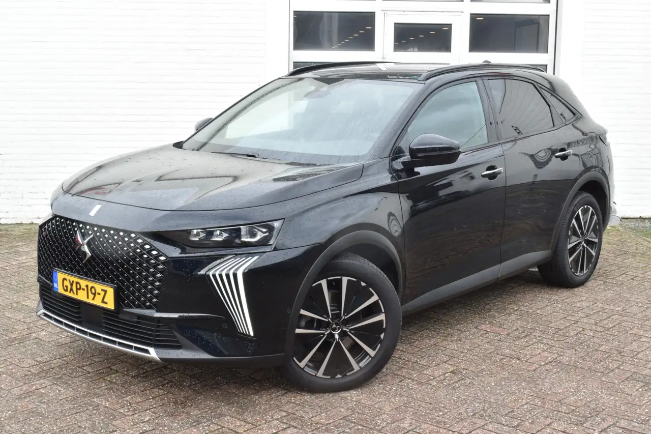 DS Automobiles DS 7 8