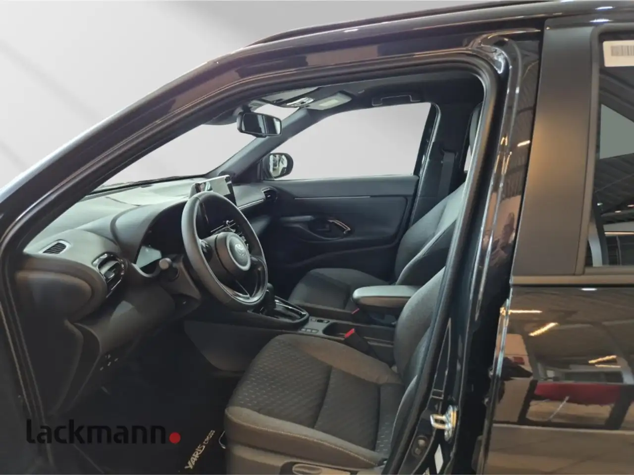 Toyota Yaris 8