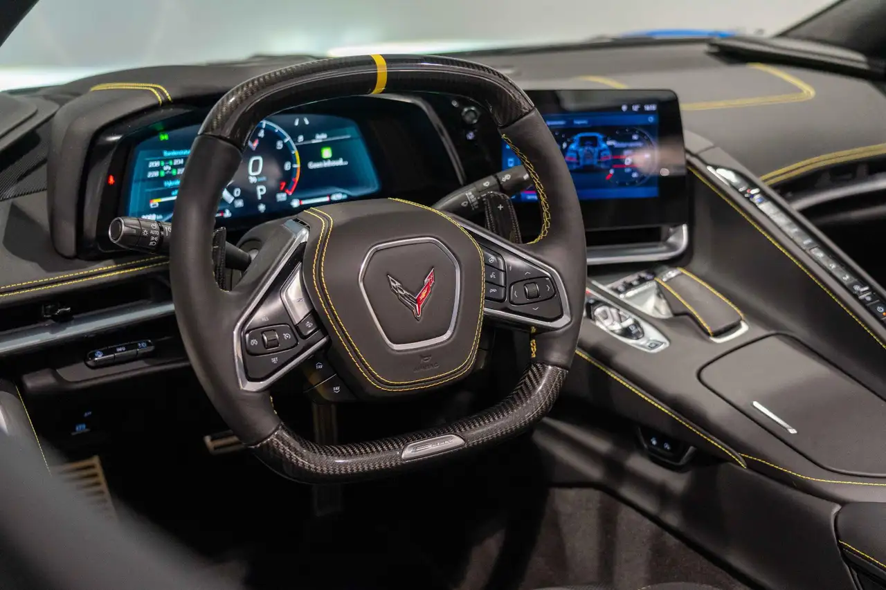 Corvette E-Ray 2