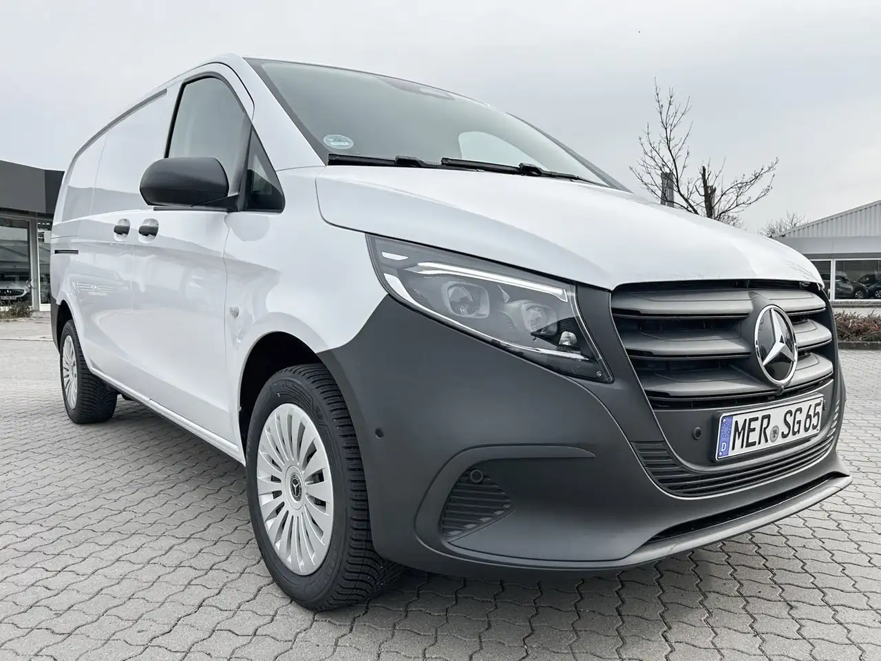 Mercedes-Benz Vito 119 2