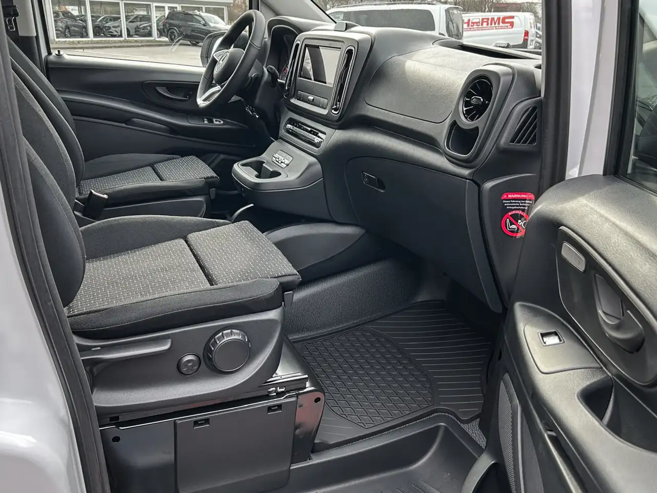 Mercedes-Benz Vito 119 6