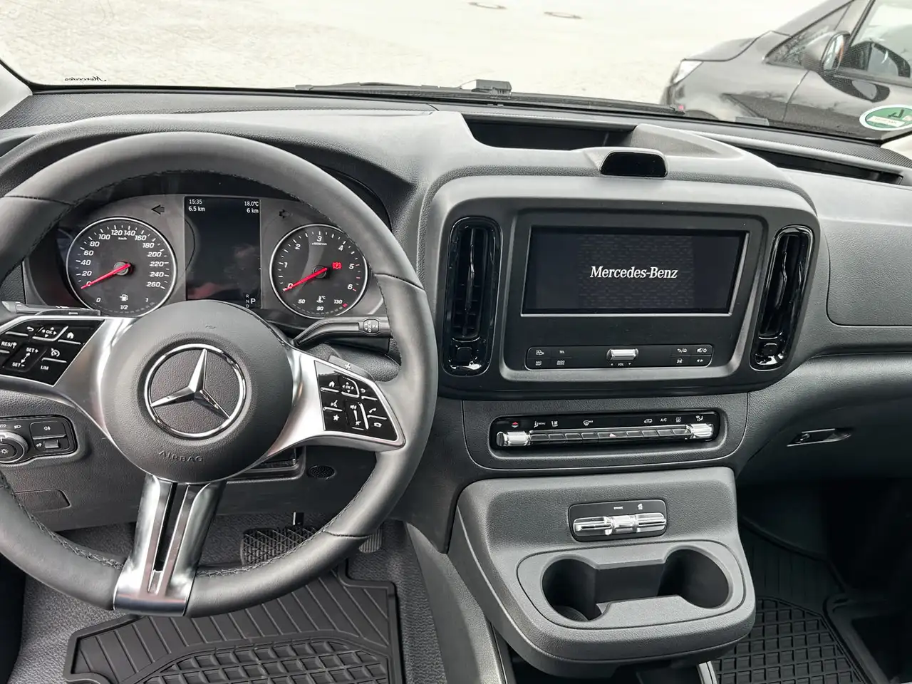 Mercedes-Benz Vito 119 7