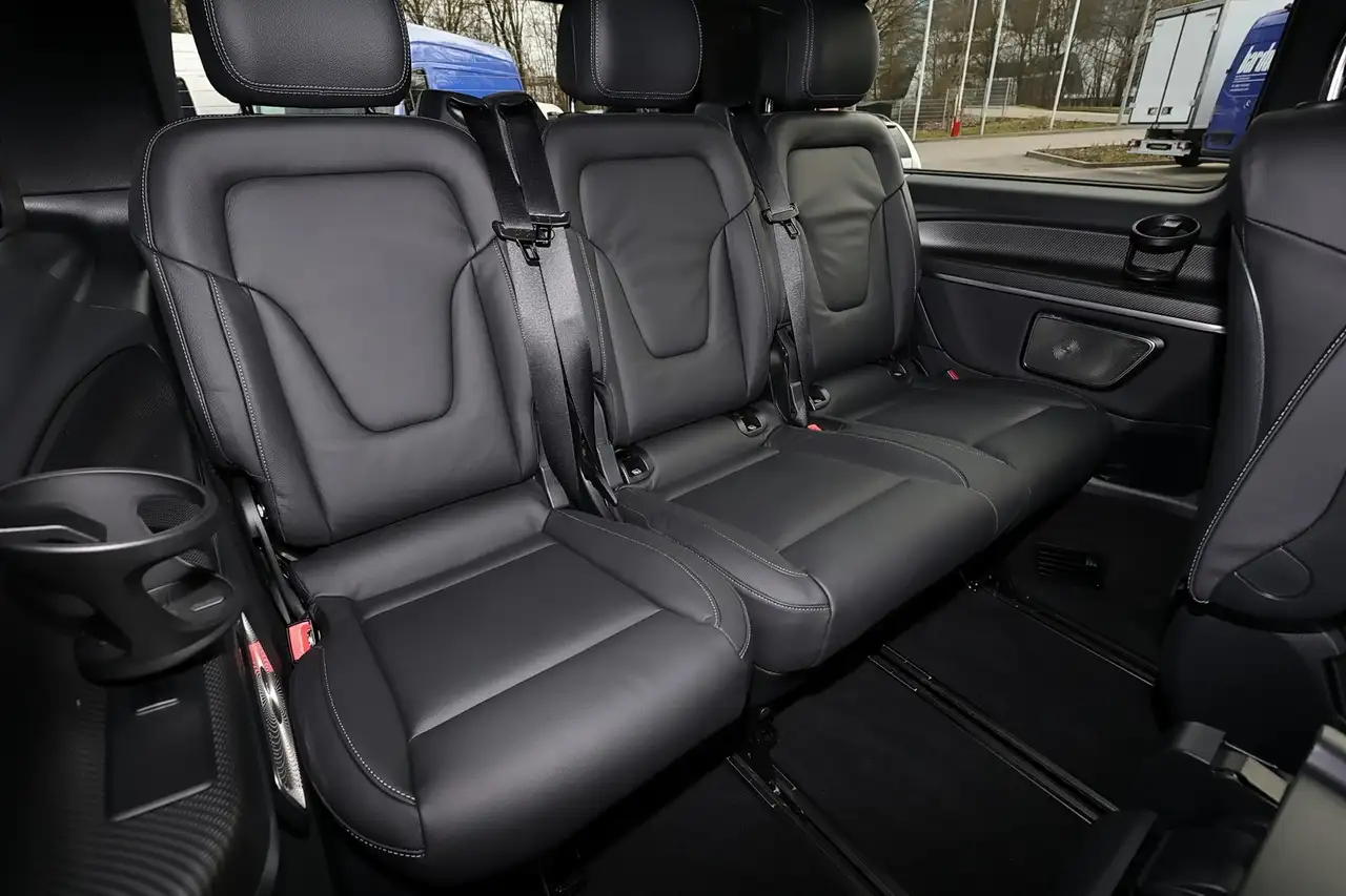 Mercedes-Benz V 300 7