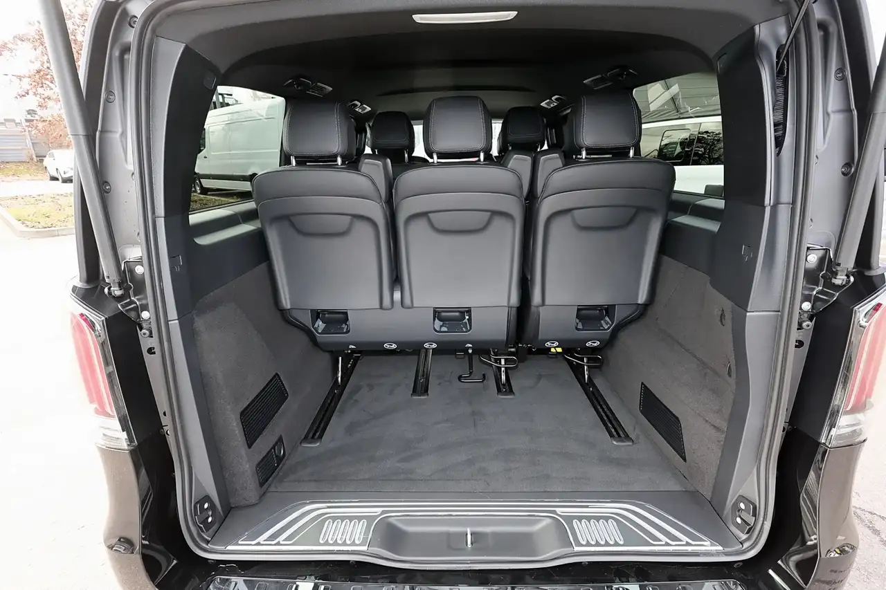 Mercedes-Benz V 300 10