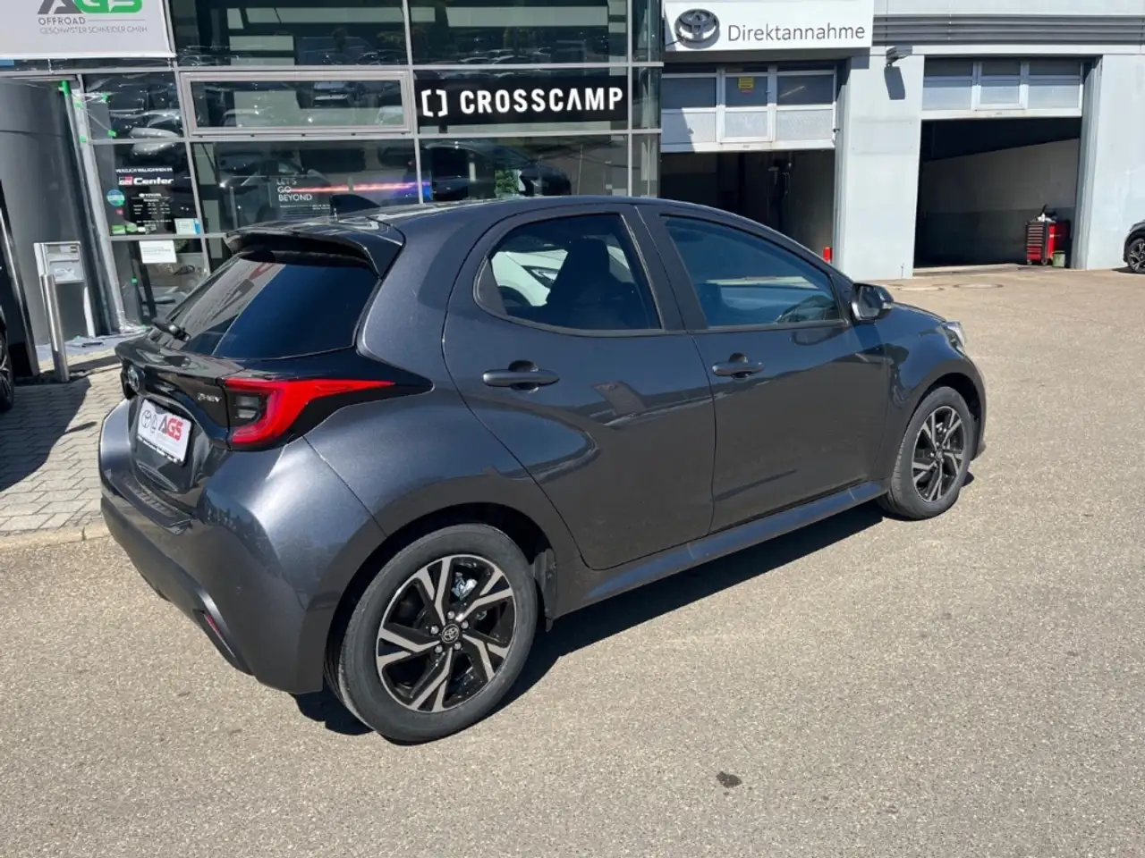 Toyota Yaris 4