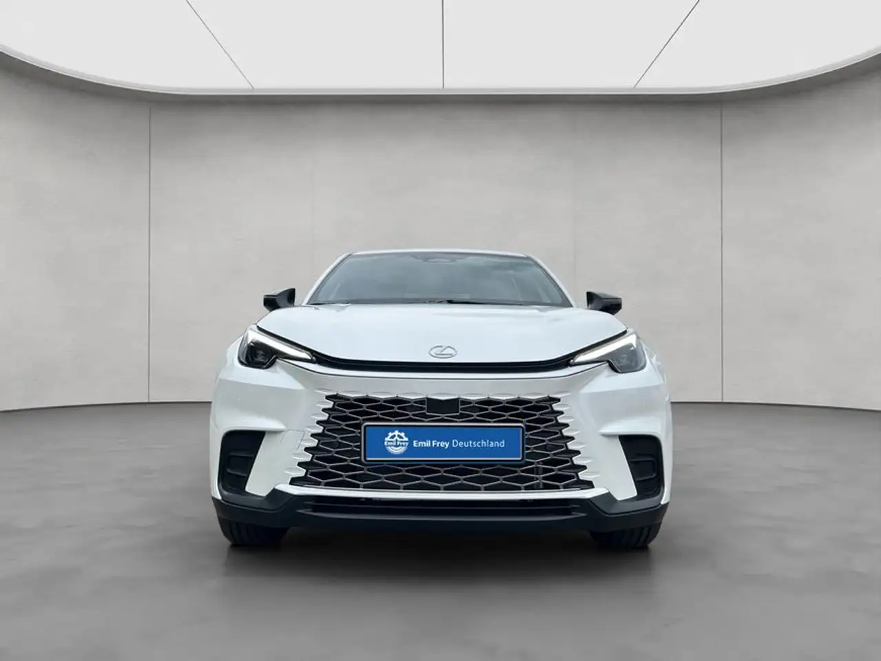 Lexus LBX 9