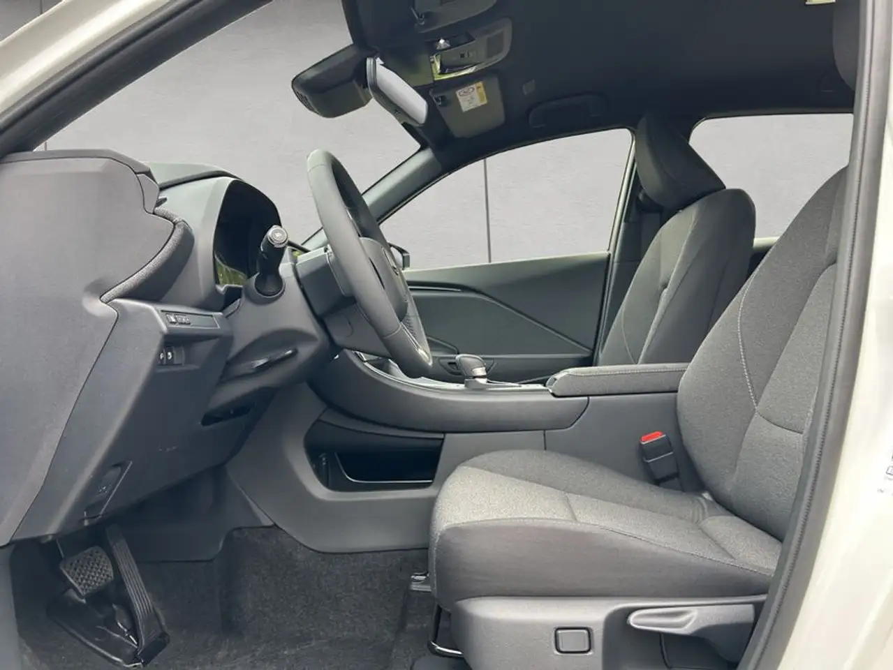 Lexus LBX 10