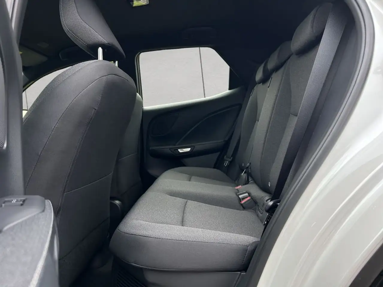 Lexus LBX 15