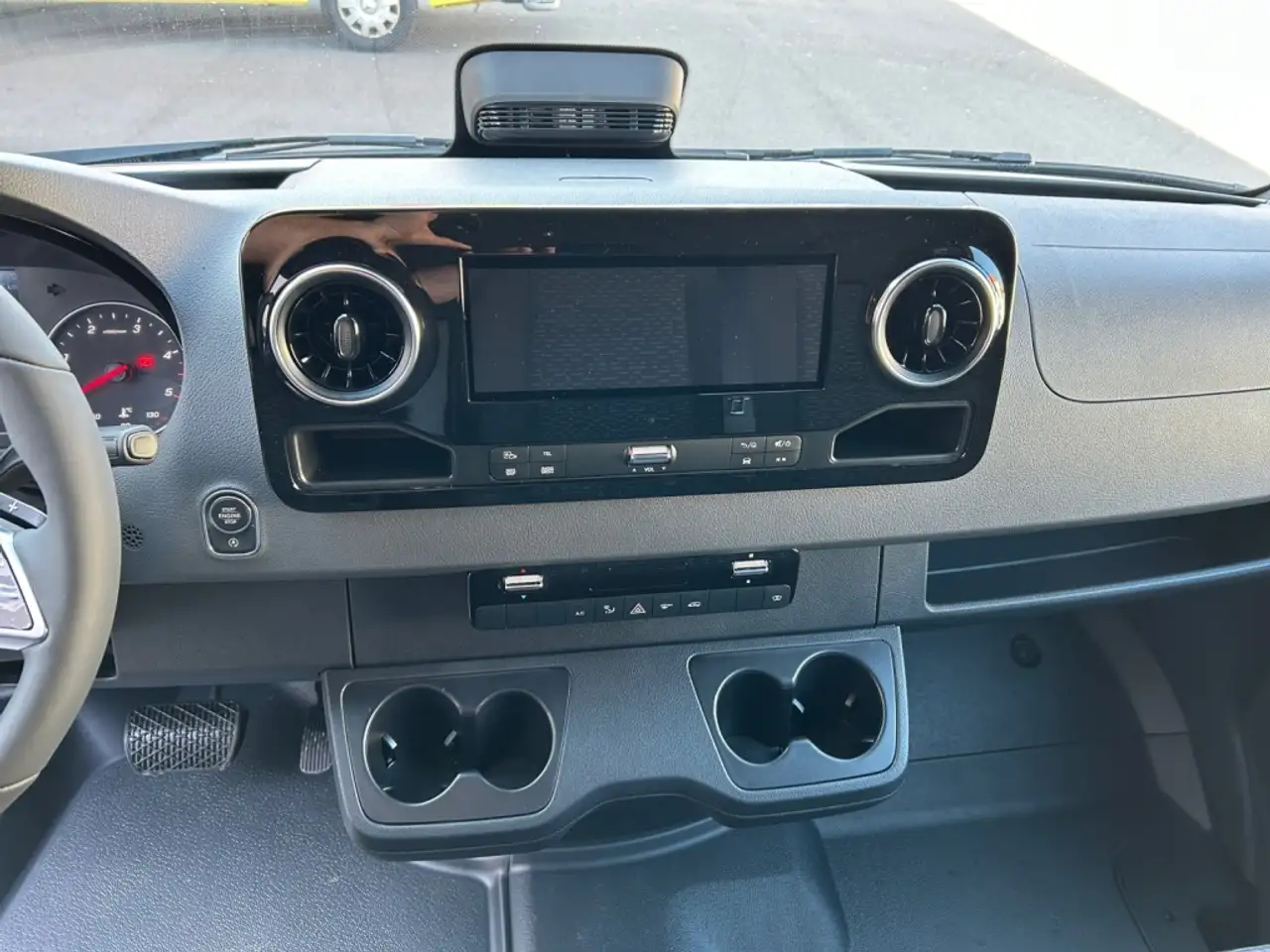 Mercedes-Benz Sprinter 319 6
