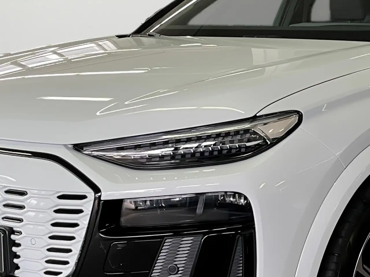 Audi Q6 7