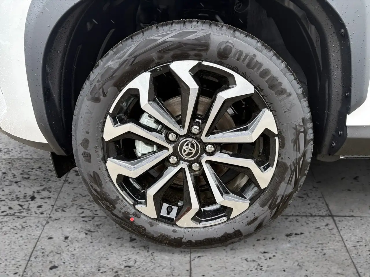Toyota Yaris 8