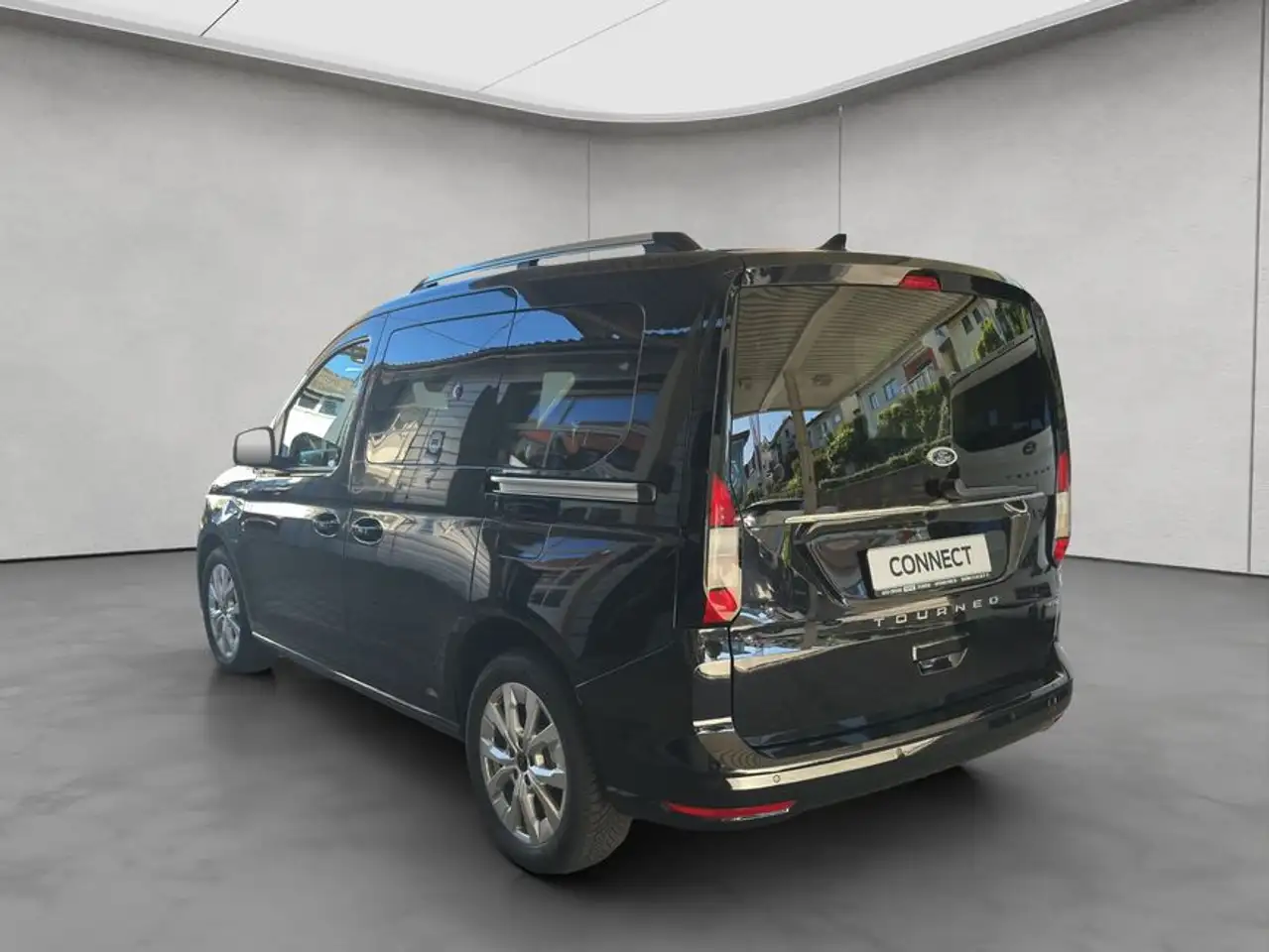 Ford Tourneo 3