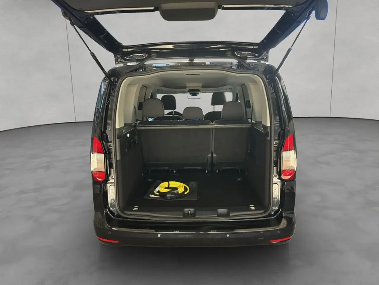 Ford Tourneo 5