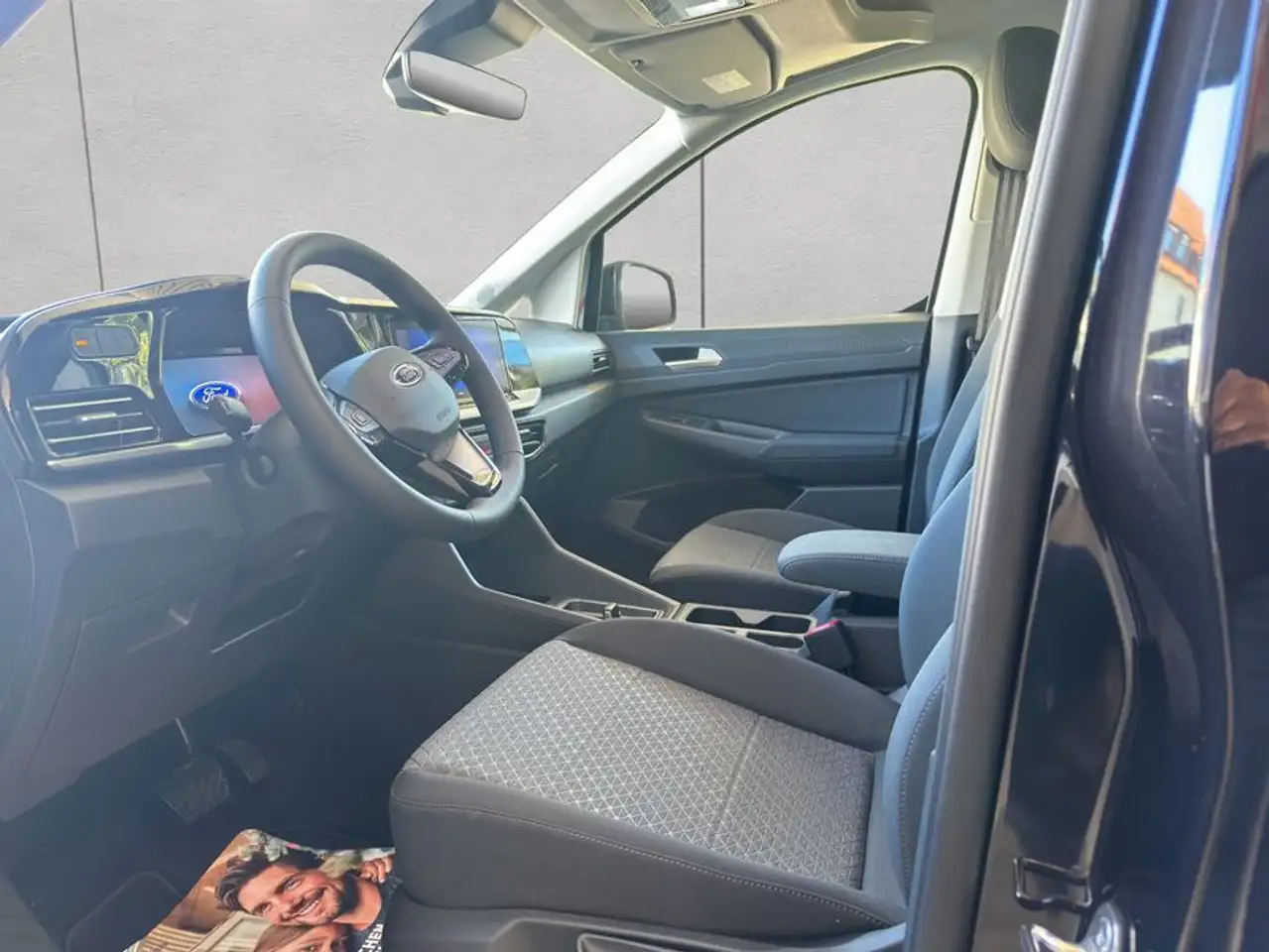 Ford Tourneo 10
