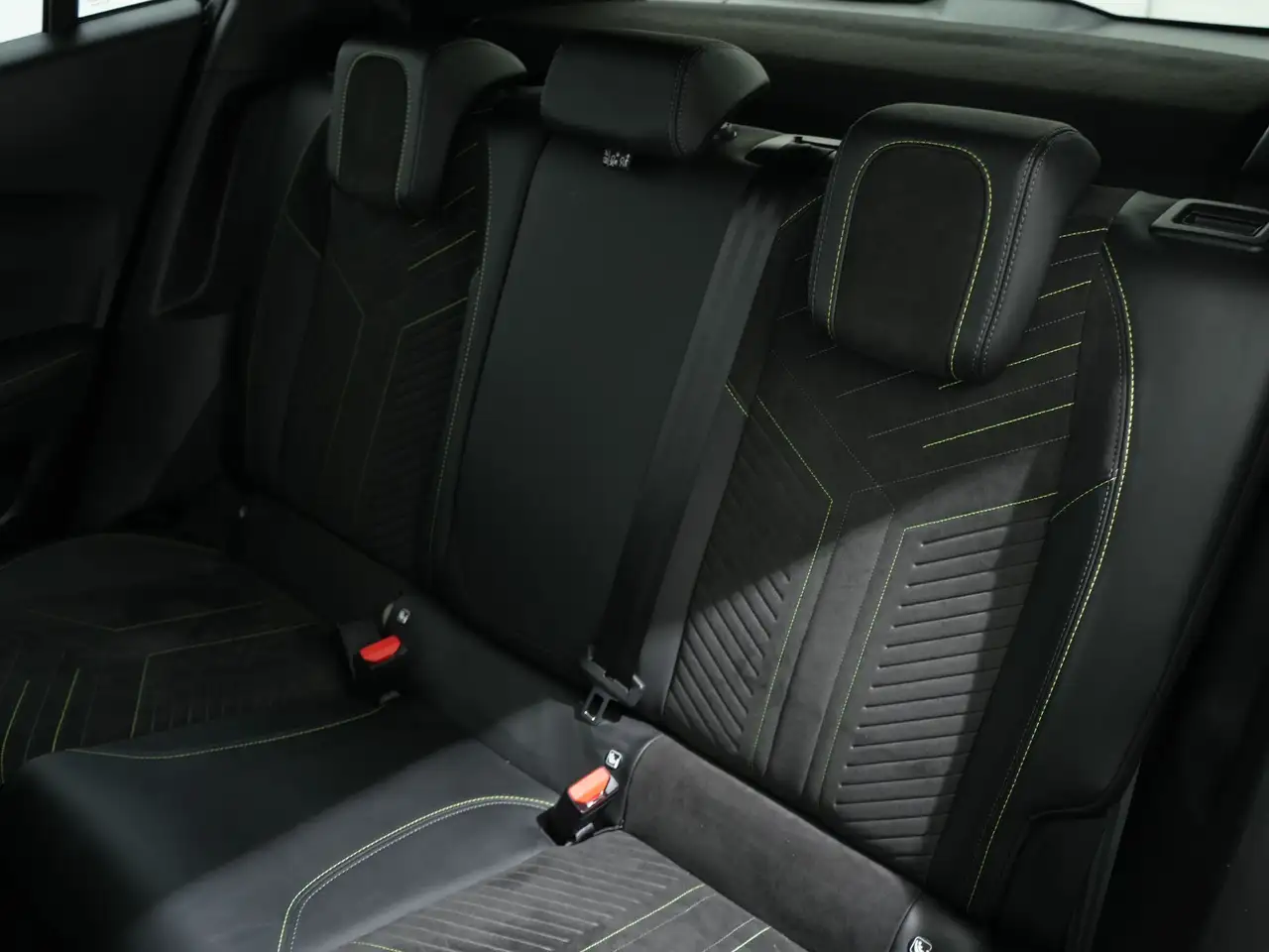 Peugeot 2008 5