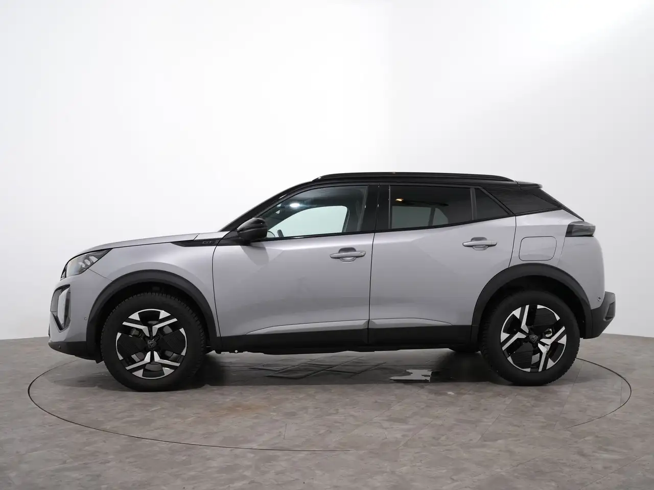 Peugeot 2008 6