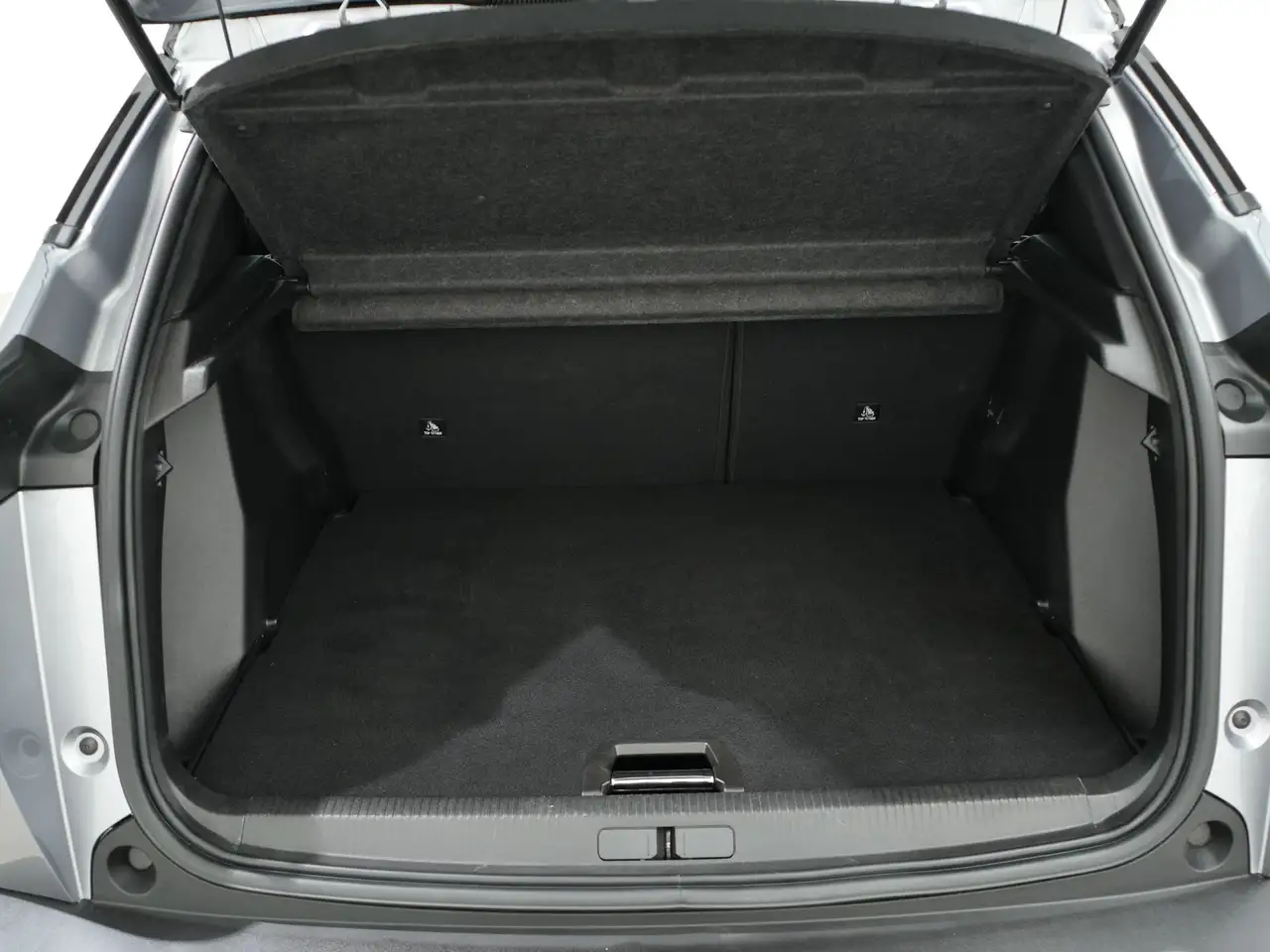 Peugeot 2008 7