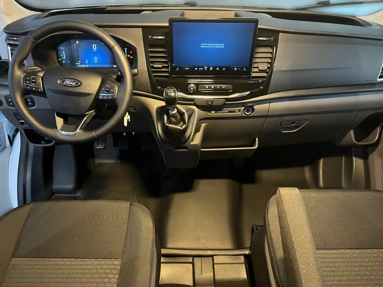 Ford Transit 8