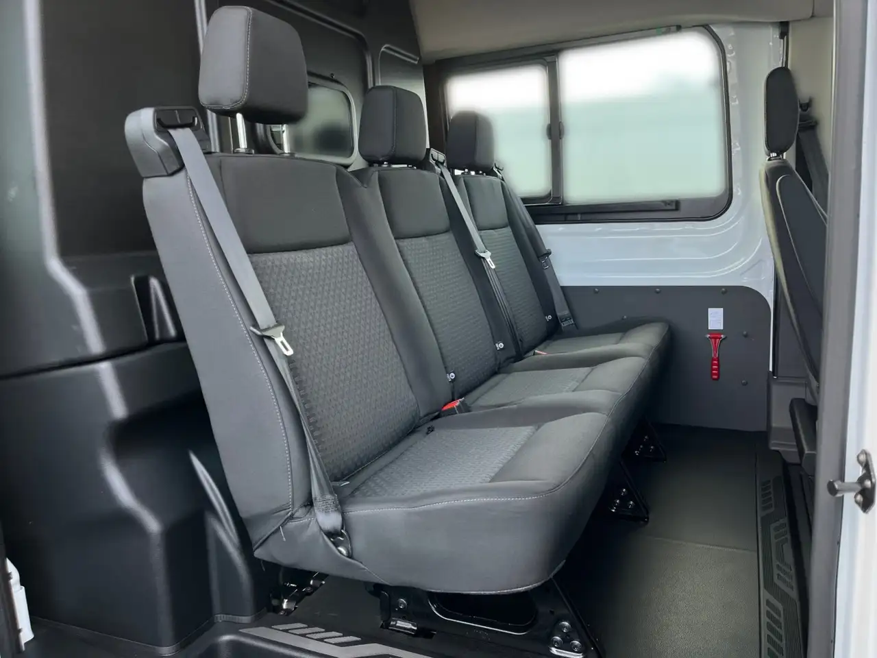 Ford Transit 11