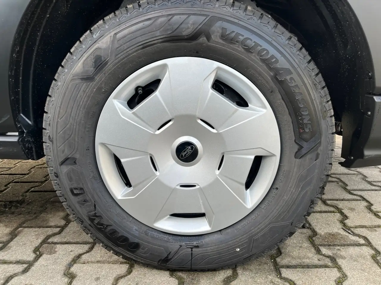 Ford Transit 15