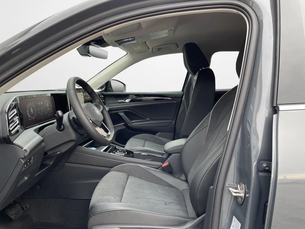 Volkswagen Tiguan 8
